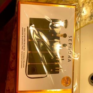 Sephora Make up brushes $220 value